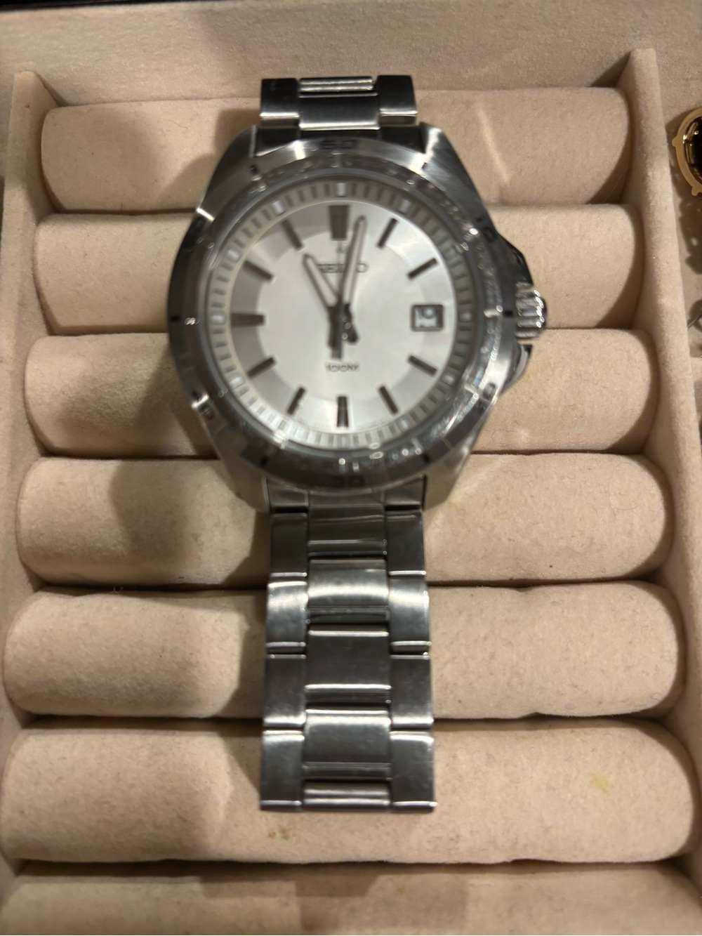 Seiko Silver Men’s Watch with White Dial and Stainless Bracelet